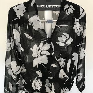 Banana Republic Factory Surplice Top